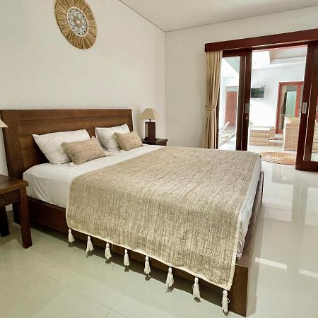 Villa Angel 2 - Canggu Shortcut, Staff Included Εξωτερικό φωτογραφία