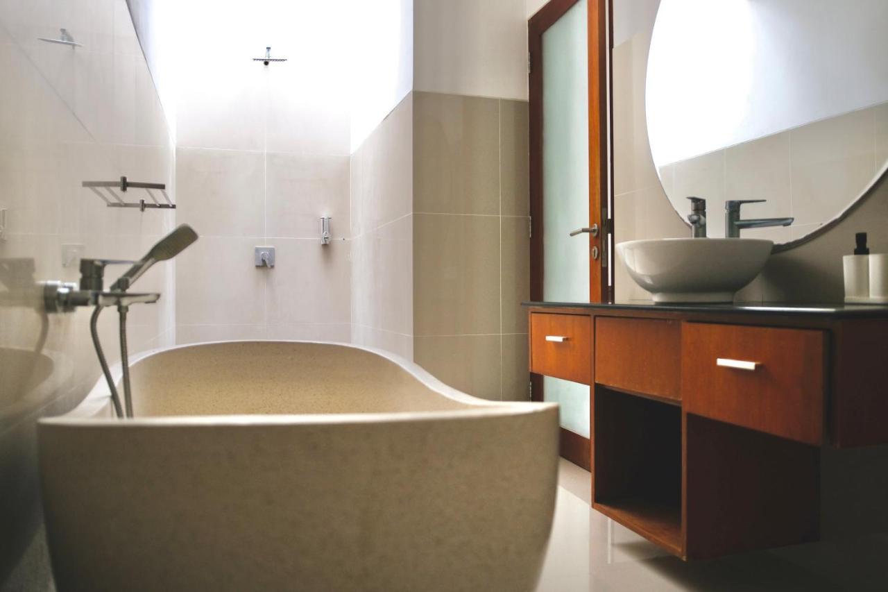 Villa Angel 2 - Canggu Shortcut, Staff Included Εξωτερικό φωτογραφία